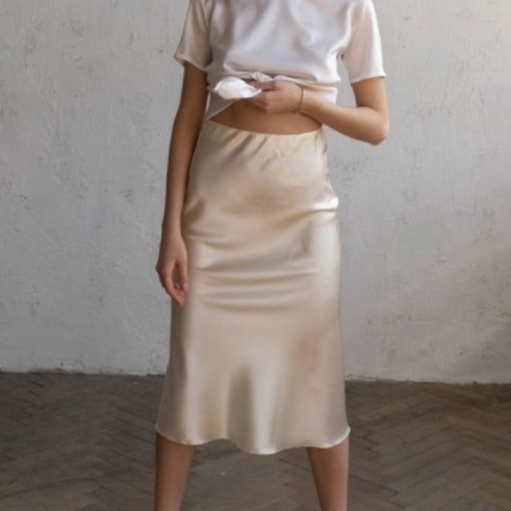 Midi Cream Skirt
